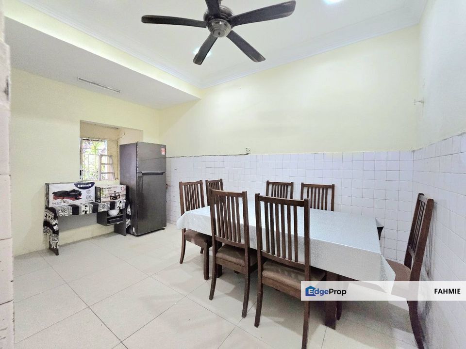 Corner lot. Taman Cempaka. Ampang. , Selangor, Ampang