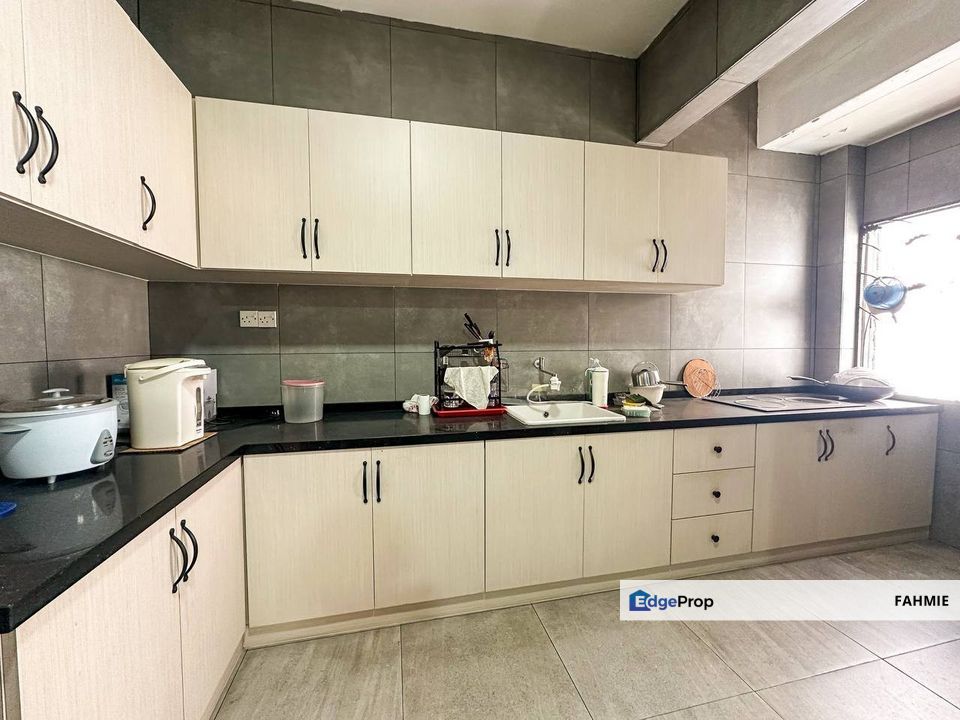 End lot. Fully renovated. Non bumi lot. Kelana Idaman. Ara Damansara. , Selangor, Kelana Jaya