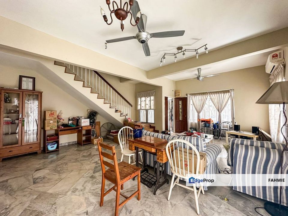 End lot. Fully renovated. Non bumi lot. Kelana Idaman. Ara Damansara. , Selangor, Kelana Jaya