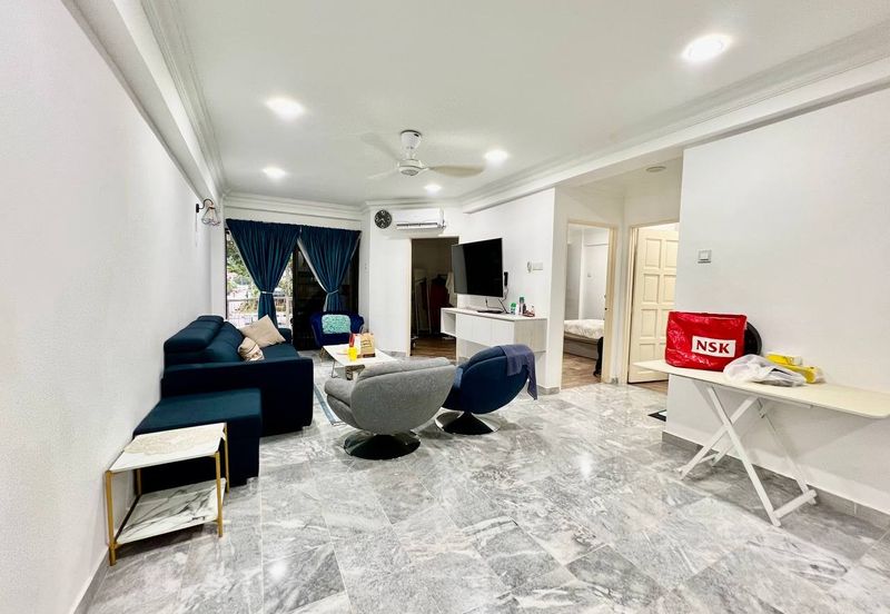 Teratai Mewah Condominium