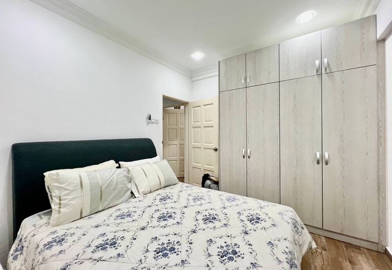 Teratai Mewah Condominium