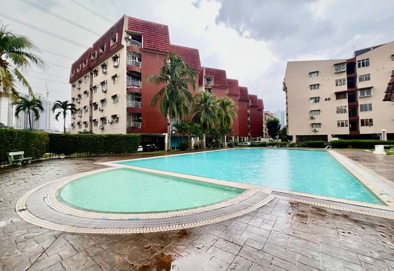 Teratai Mewah Condominium