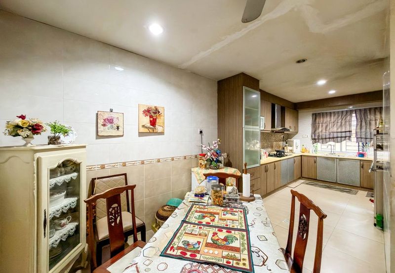 Seksyen 8, Kota Damansara