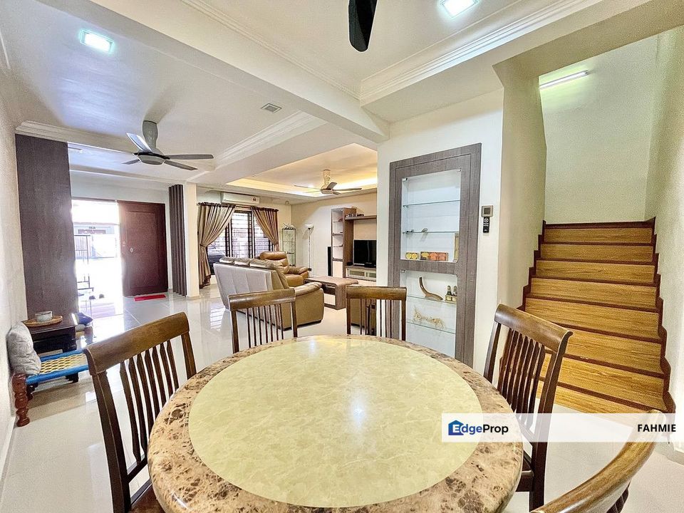 Fully renovated. Non bumi lot. Taman Ukay Bistari. Ampang. , Selangor, Ampang