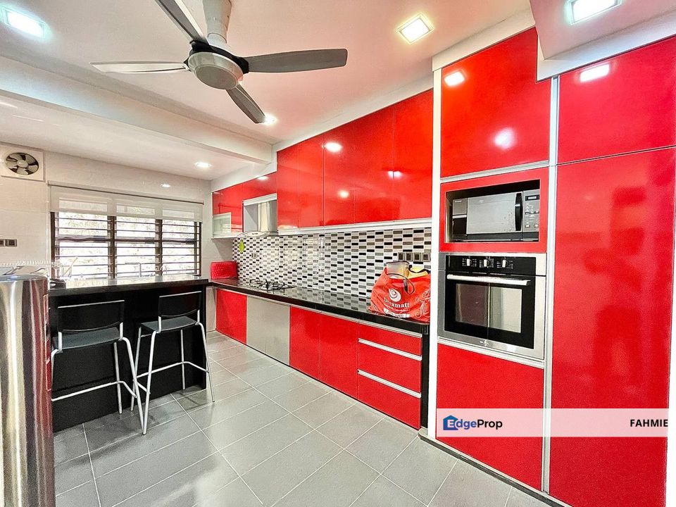 Fully renovated. Non bumi lot. Taman Ukay Bistari. Ampang. , Selangor, Ampang