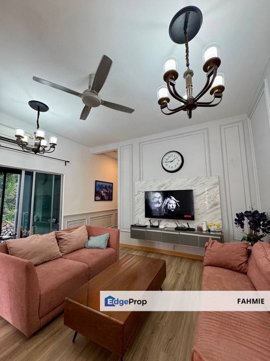 Corner lot. Fully renovated. Taman Ukay Perdana. Ampang. , Selangor, Ampang