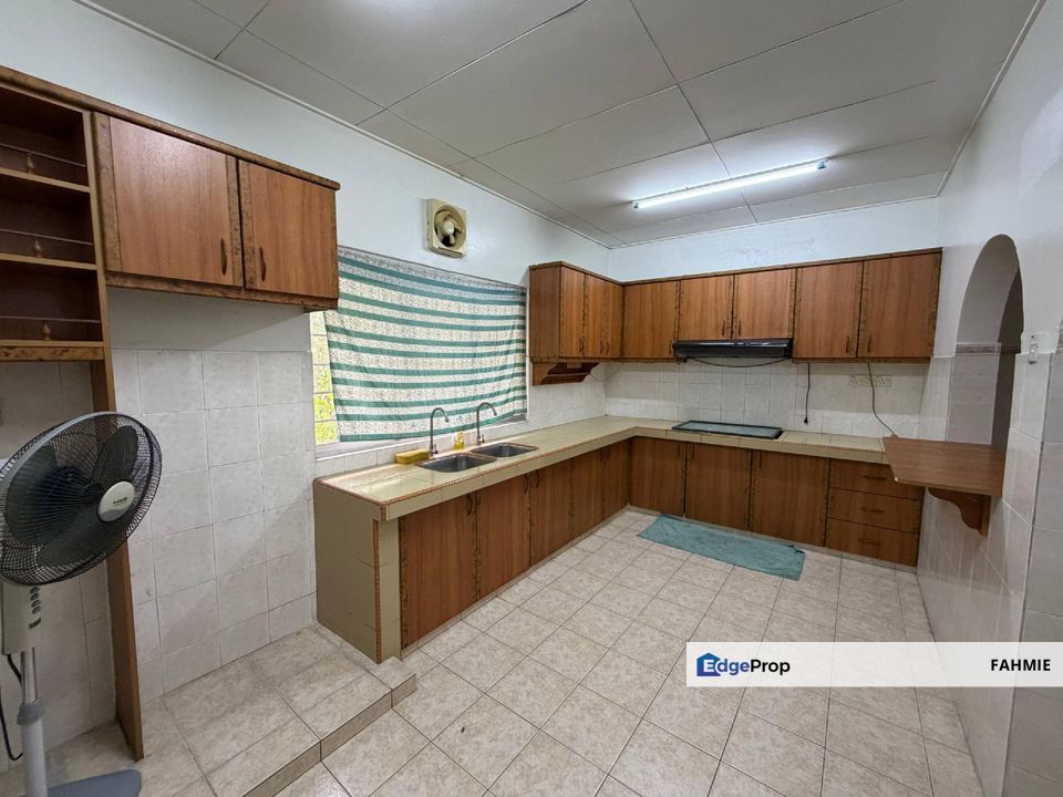 Freehold. Land area 24x75. Taman Impian Gemilang. Saujana Impian. Kajang. , Selangor, Kajang