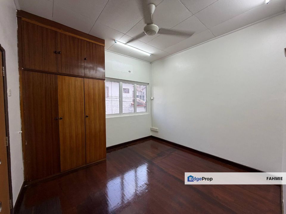 Freehold. Land area 24x75. Taman Impian Gemilang. Saujana Impian. Kajang. , Selangor, Kajang