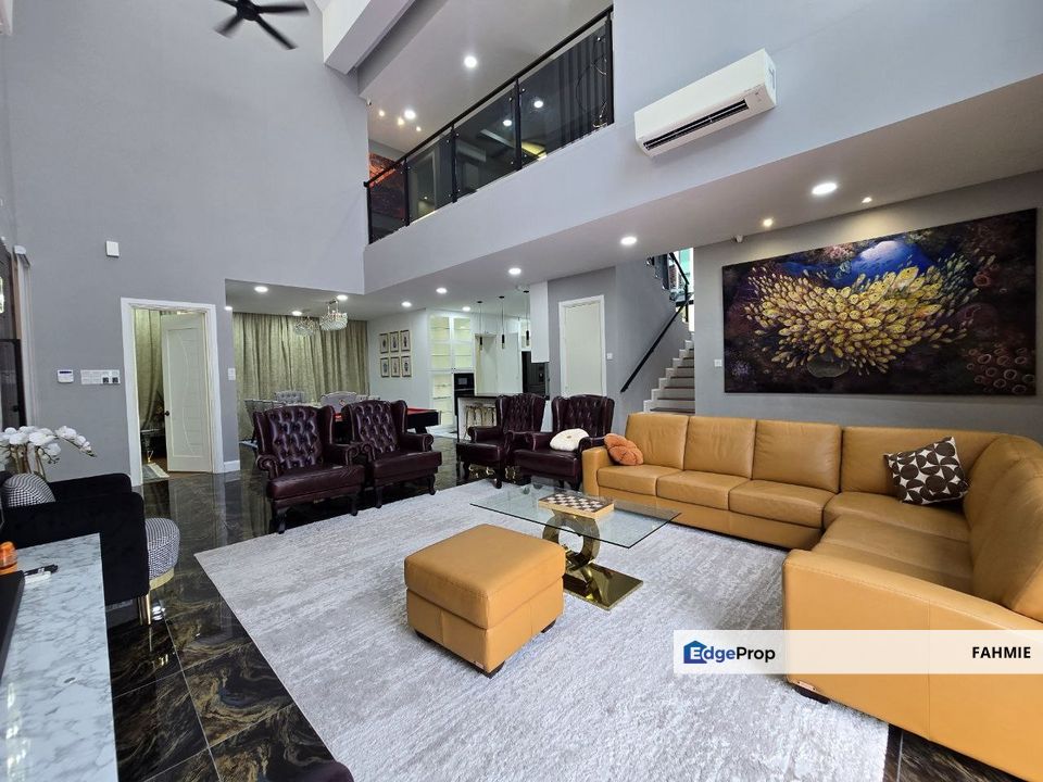 Private pool. Fully furnished. Taman Tasik Utama. Hang Tuah Jaya. Ayer Keroh. , Melaka, Ayer Keroh