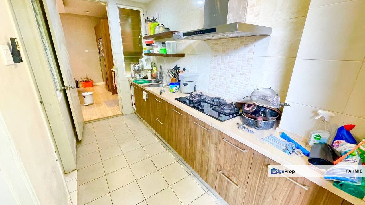 Fully renovated. Freehold. Goodview Heights. Kajang., Selangor, Kajang