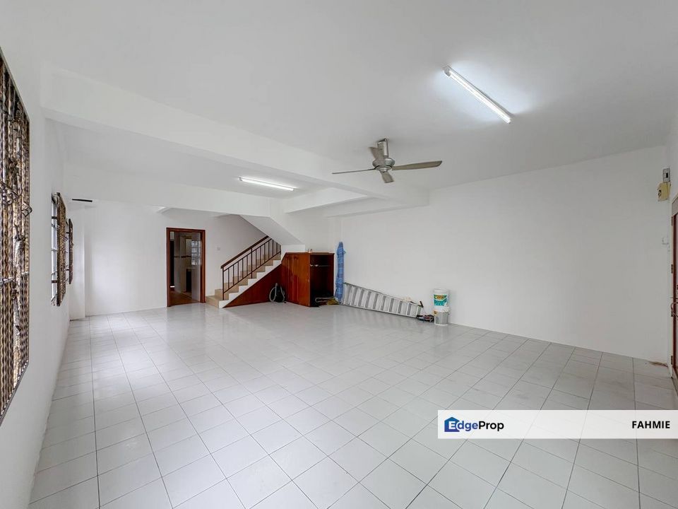 End lot. Seksyen 3. Bandar Baru Bangi. Bangi. , Selangor, Bangi