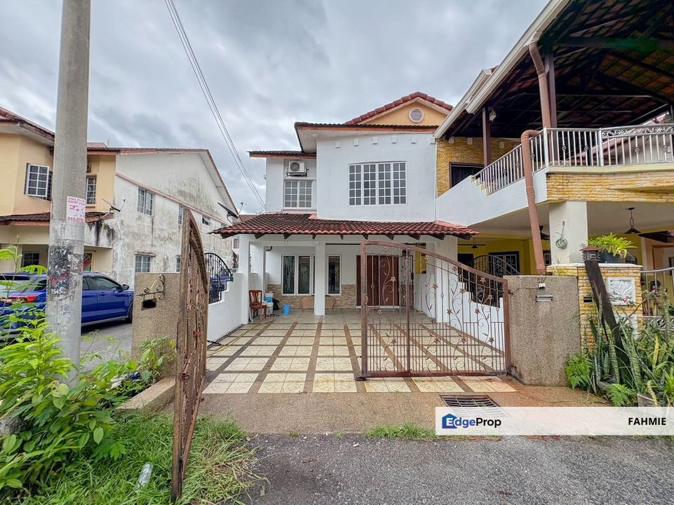 End lot. Seksyen 3. Bandar Baru Bangi. Bangi. , Selangor, Bangi