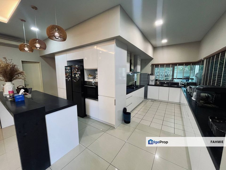 Freehold. Jacaranda. Garden Residence. Cyberjaya. , Selangor, Cyberjaya