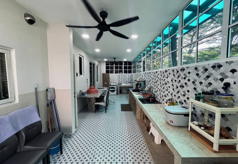 Jacaranda Garden Residence