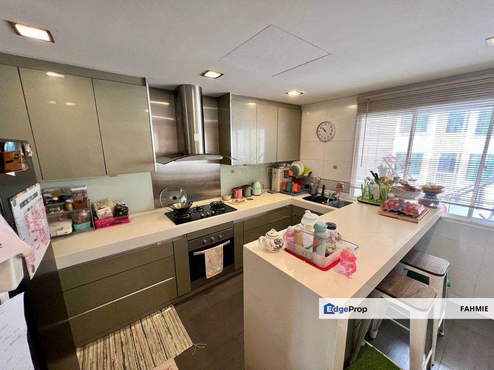 Fully renovated. Freehold. 3 carparks. Sri Murni Condominium. Damansara Heights. , Kuala Lumpur, Damansara Heights