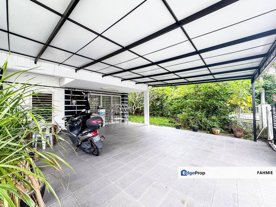 Corner lot. Taman Seri Bangi. Seksyen 8. Bandar Baru Bangi. , Selangor, Bangi