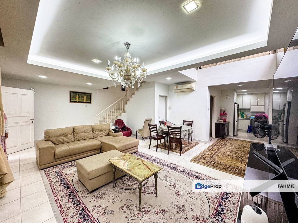 Corner lot. Taman Seri Bangi. Seksyen 8. Bandar Baru Bangi. , Selangor, Bangi