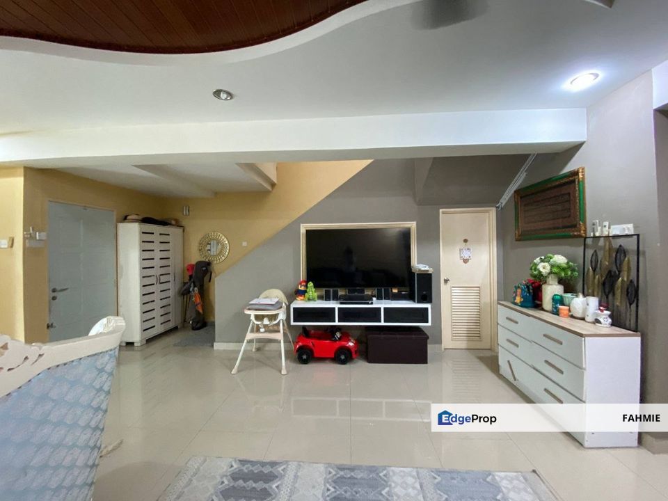 Fully renovated. Seksyen 8. Bandar Baru Bangi. Bangi. , Selangor, Bangi