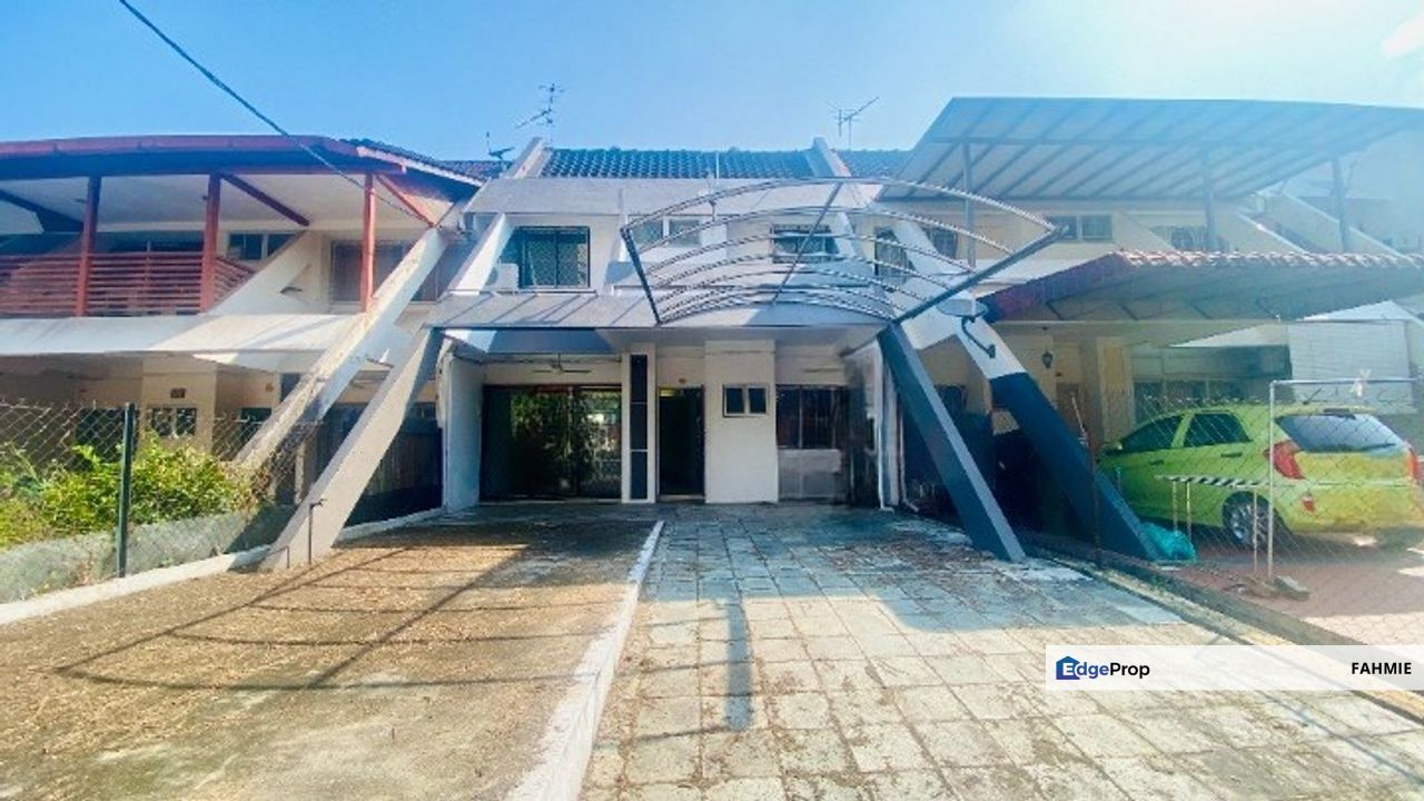 Freehold. Land area 25x90. Taman Sri Ukay. Ampang., Selangor, Ulu Kelang