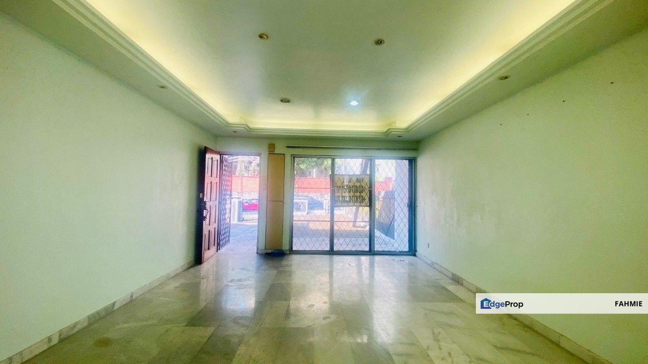 Freehold. Land area 25x90. Taman Sri Ukay. Ampang., Selangor, Ulu Kelang