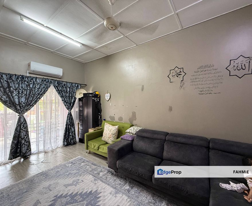 Freehold. Jalan I. Taman Melawati. , Kuala Lumpur, Ampang