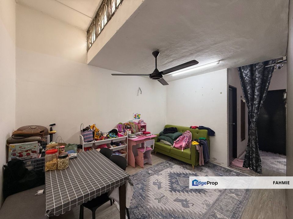 Freehold. Jalan I. Taman Melawati. , Kuala Lumpur, Ampang