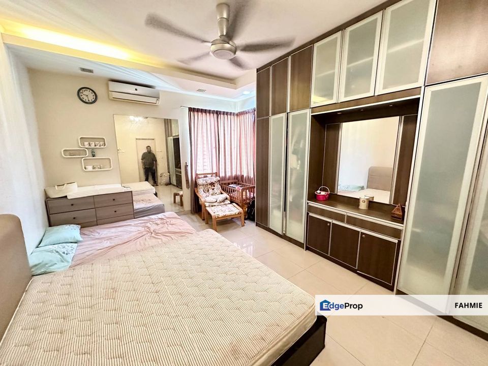 Corner unit. Freehold. 2 carparks. Platinum Hill PV 8. Taman Melati. Setapak. , Kuala Lumpur, Setapak