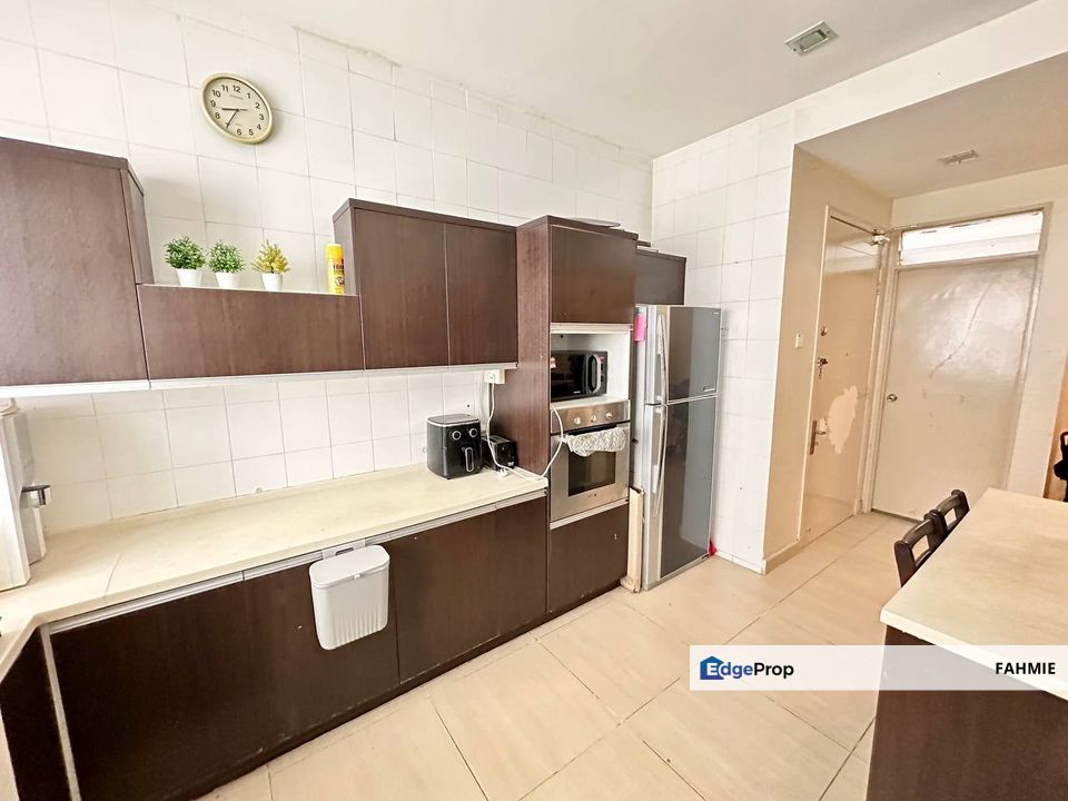 Corner unit. Freehold. 2 carparks. Platinum Hill PV 8. Taman Melati. Setapak. , Kuala Lumpur, Setapak