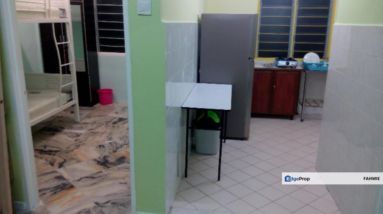 Level 1. Basic condition. Seksyen 7. Shah Alam. , Selangor, Shah Alam