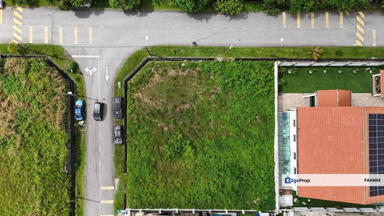 Corner lot. Taman Desa Subang Permai. Seksyen U6. Shah Alam. , Selangor, Subang