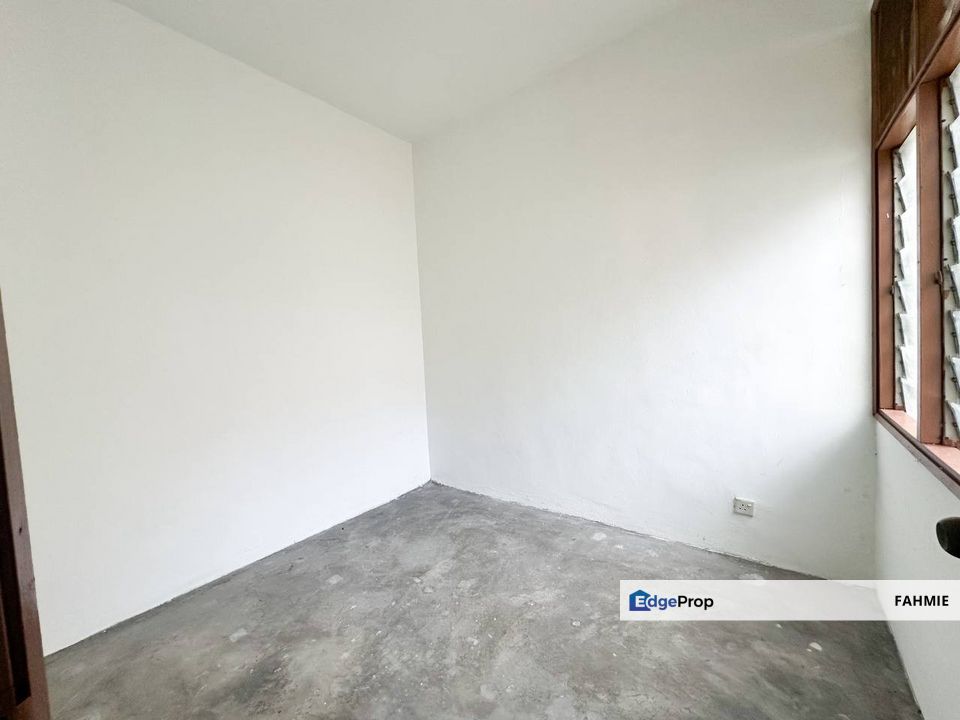 Murah. Seksyen 4 Tambahan. Bandar Baru Bangi. Bangi., Selangor, Bangi