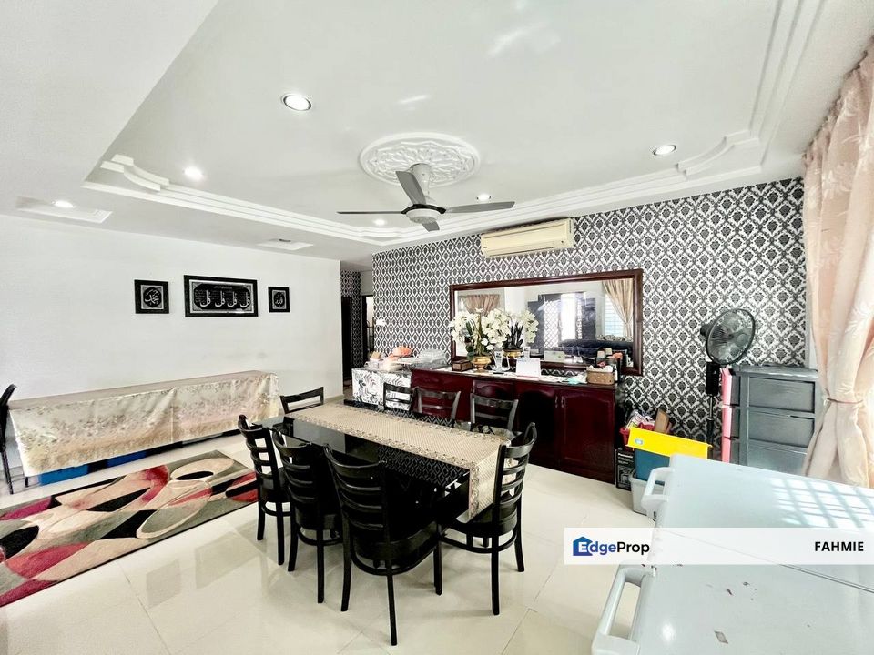 Fully renovated. Taman Desa Subang Permai. Shah Alam. , Selangor, Subang