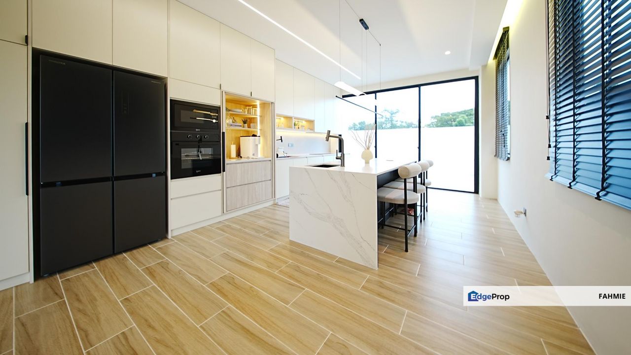 Minimalist concept. Freehold. Non bumi lot. Bukit Suria Garden Village. Kajang. , Selangor, Kajang