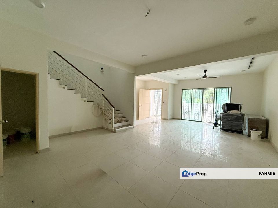 Freehold. Not facing other house. Non bumi lot. Taman Sering Ukay. Ampang. , Selangor, Ampang