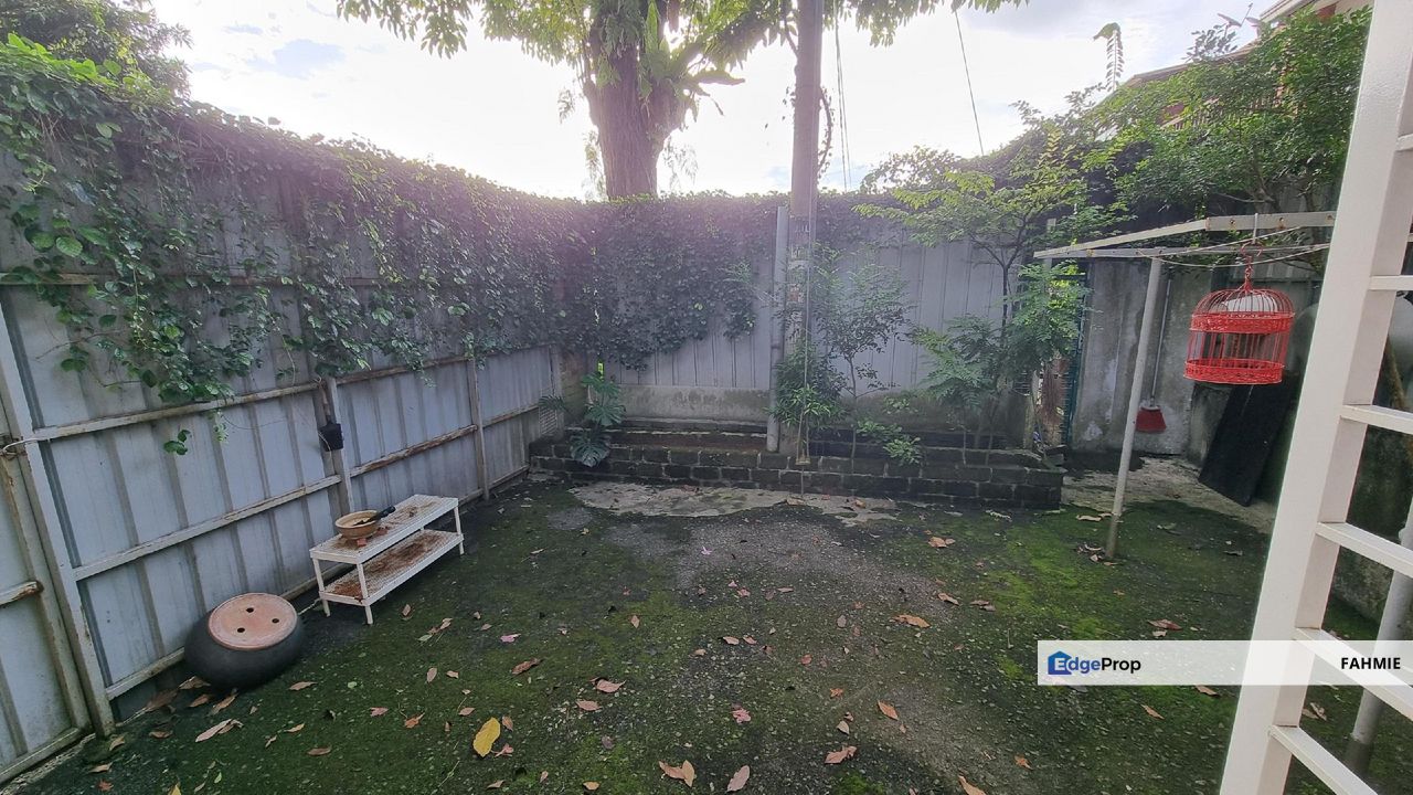 Fully renovated. Freehold. Batu 4 1/2. Jalan Ampang. , Kuala Lumpur, Ampang