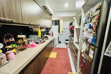 Sinaran Ukay Residence (Casa-Del-Sol)