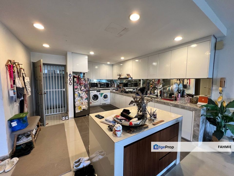 Fully renovated. Menara Indah. Taman TAR. Ampang. , Selangor, Ampang