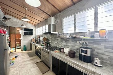 Bangi Lakehill Villas