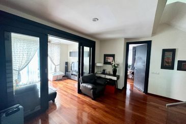 Bangi Lakehill Villas