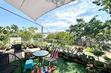 Bangi Lakehill Villas