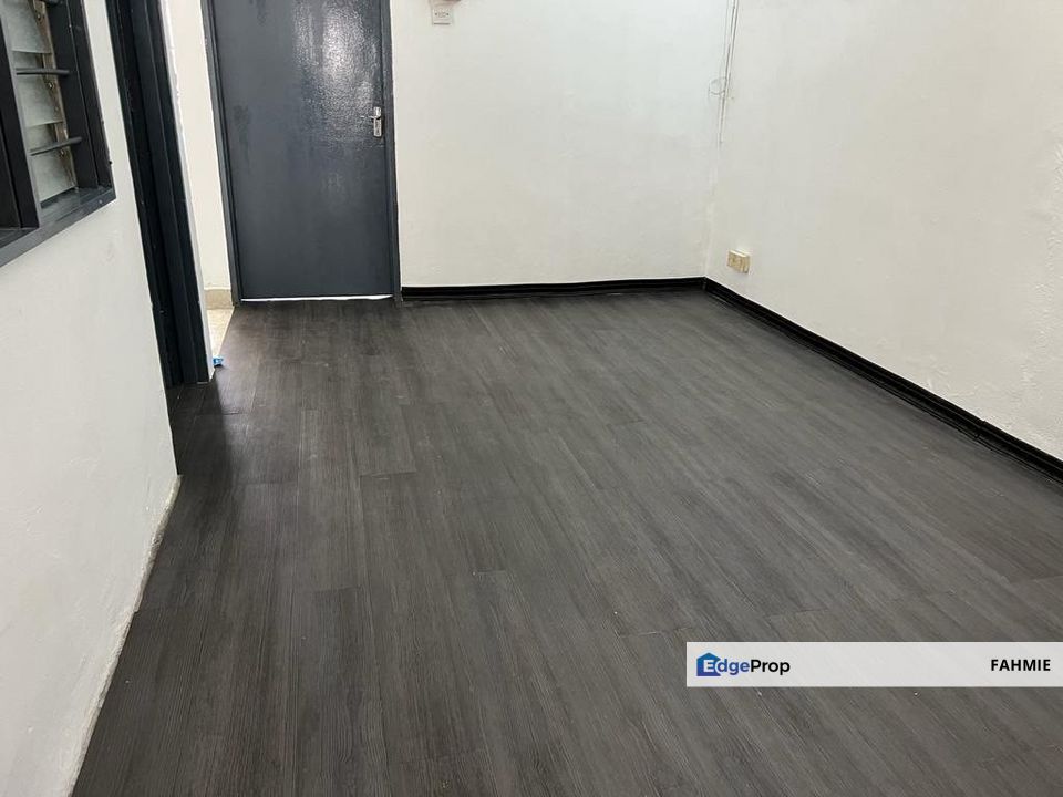 Freehold. Non bumi lot. Lucky Garden. Bangsar., Kuala Lumpur, Bangsar