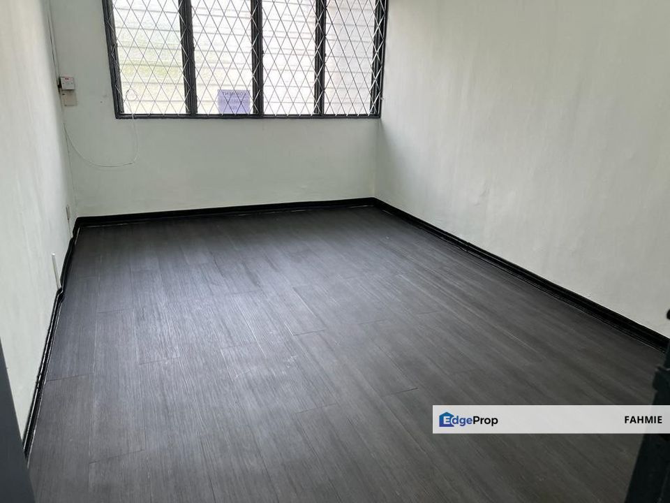 Freehold. Non bumi lot. Lucky Garden. Bangsar., Kuala Lumpur, Bangsar