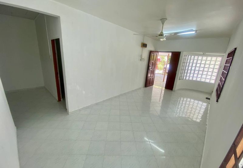 Taman Sri Hijau ( New Green Park )