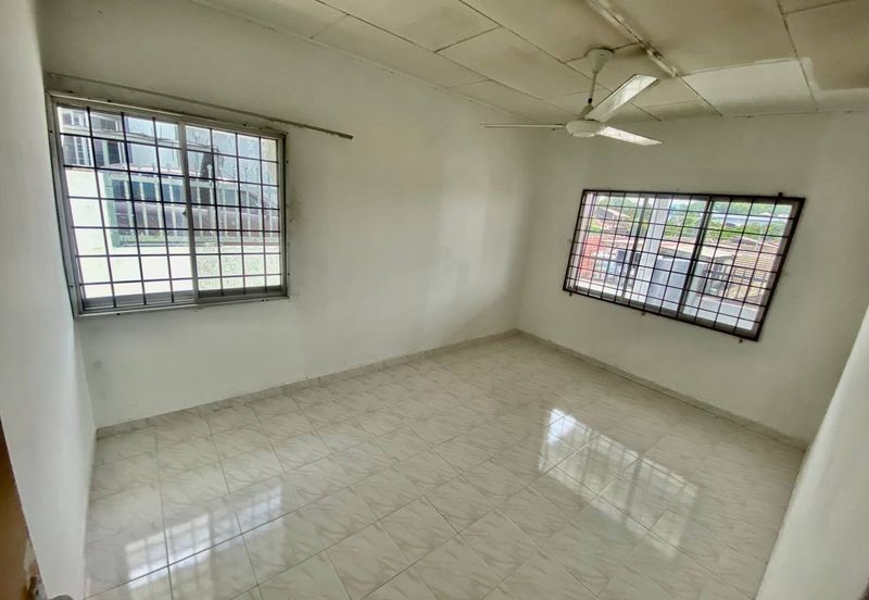 Taman Sri Hijau ( New Green Park )