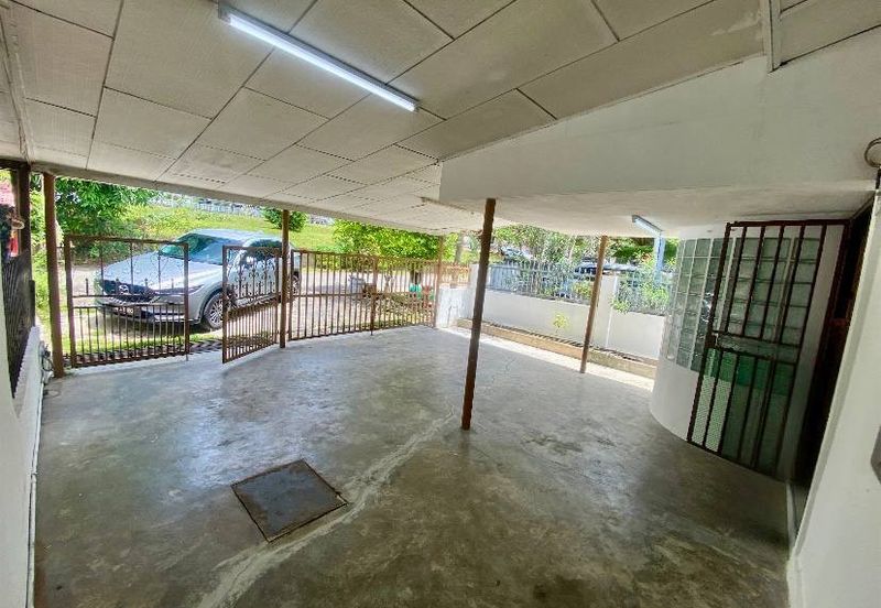 Taman Sri Hijau ( New Green Park )