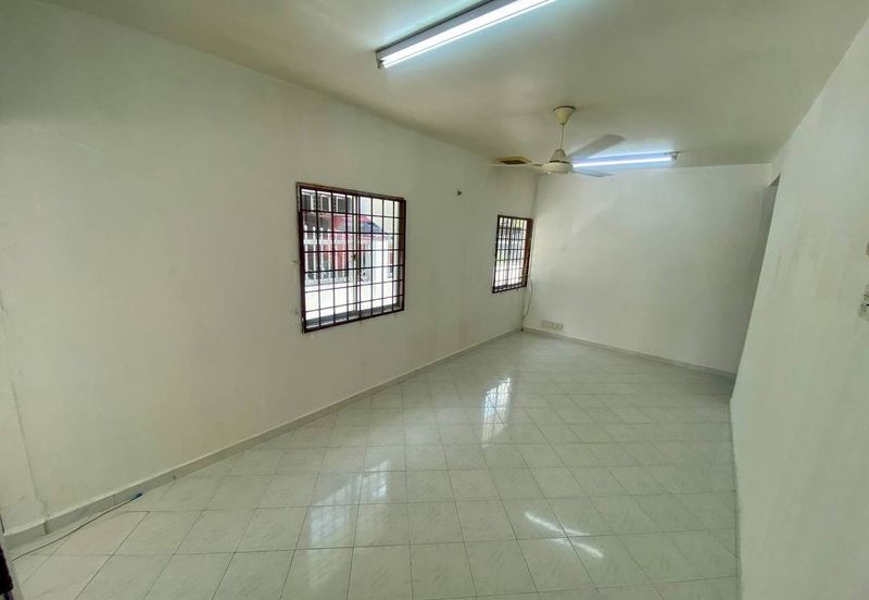 Taman Sri Hijau ( New Green Park )