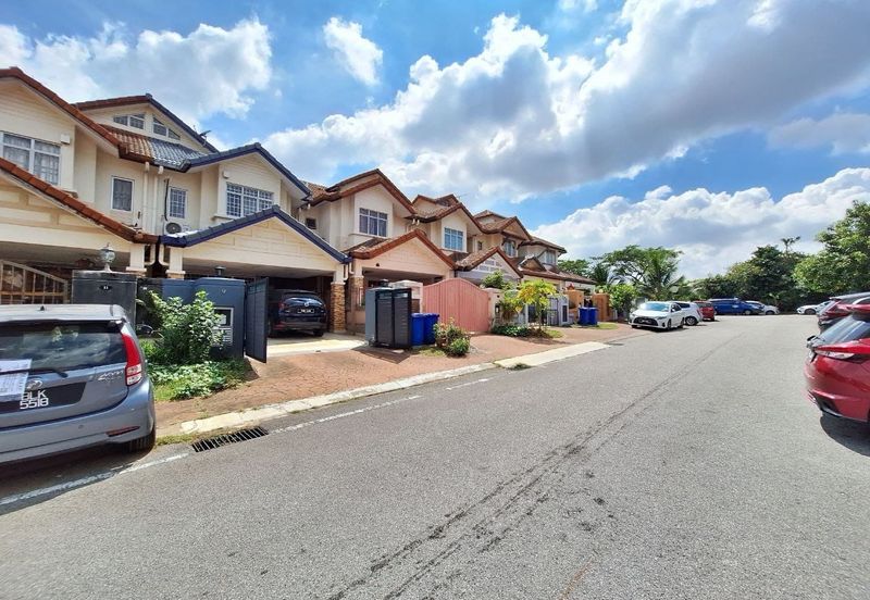 Jalan Spektrum U16 @ Taman Bukit Subang