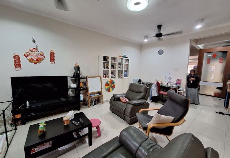 Jalan Spektrum U16 @ Taman Bukit Subang