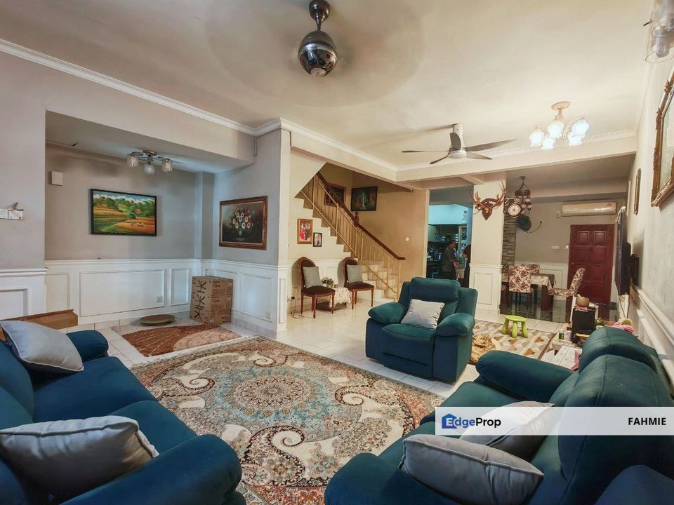 Freehold. Land area 20x80. Taman Bukit Subang. Shah Alam. , Selangor, Shah Alam