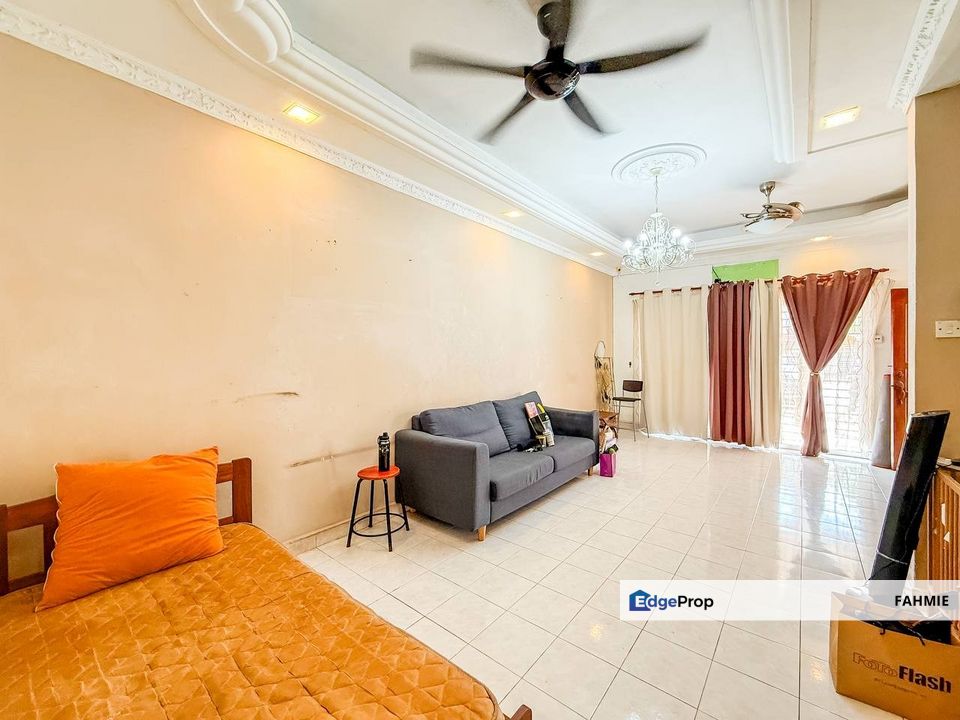 Murah. Freehold. Taman Bukit Subang. Shah Alam. , Selangor, Shah Alam